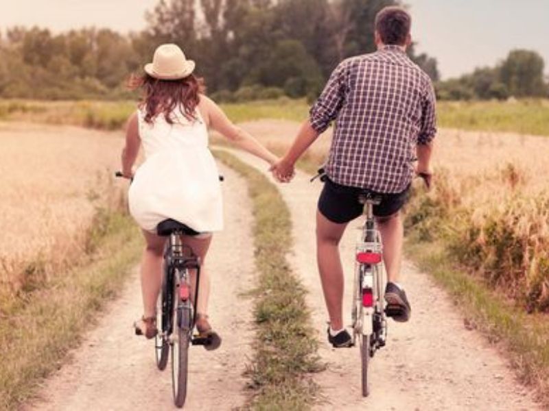 5 Activities for cheap fun first dates