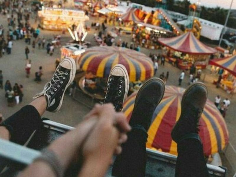 10 Unforgettable, Best Fall First Date Ideas for Couples